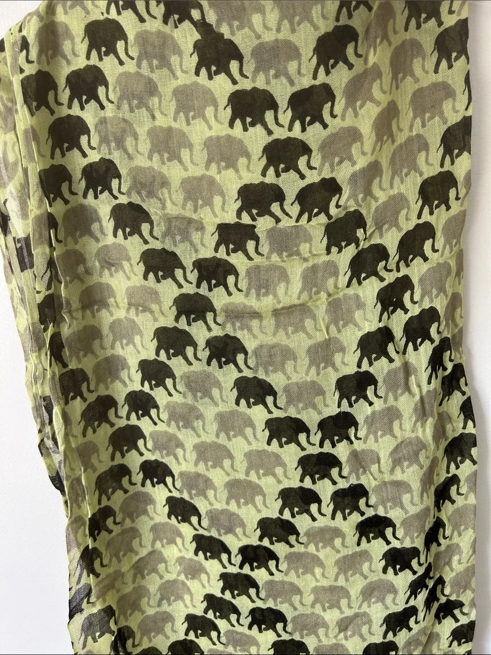 2 Chic includes wide versatile
